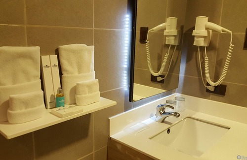 Baguio Hotel | Microtel by Wyndham Baguio