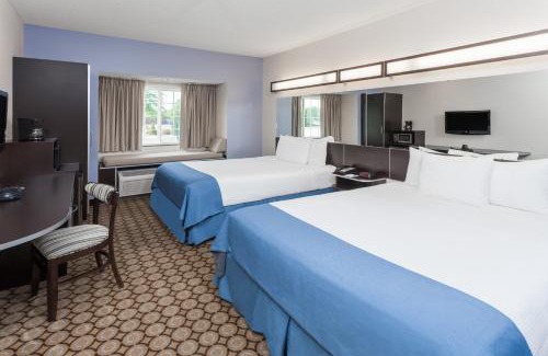 Elkhart Hotel | Microtel Inn and Suites Elkhart