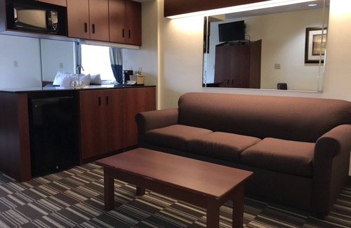 Wayne Hotel | Microtel Inn & Suites by Wyndham Indianapolis Airport