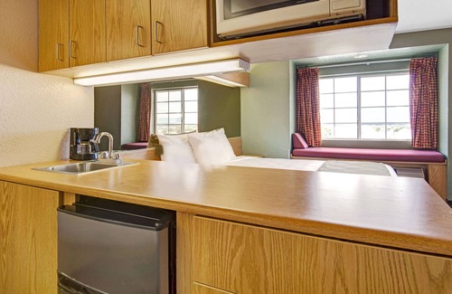 Westside Hotel | Microtel Inn & Suites by Wyndham Albuquerque West