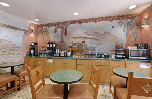 Westside Hotel | Microtel Inn & Suites by Wyndham Albuquerque West