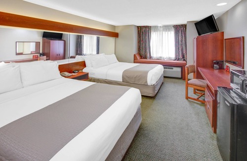 Hattiesburg Hotel | Microtel Inn & Suites by Wyndham Hattiesburg