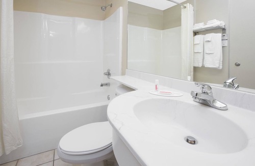 Hattiesburg Hotel | Microtel Inn & Suites by Wyndham Hattiesburg