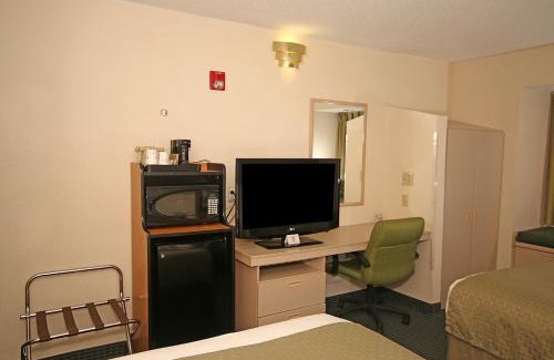 Barium Springs Hotel | Microtel Inn & Suites by Wyndham Statesville