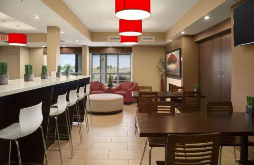 Blackfalds Hotel | Microtel Inn & Suites by Wyndham Blackfalds