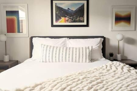 Ladera Heights Apartamento | Mid Century 1BR Apt w Patio Near LAX Playa Vista Beach