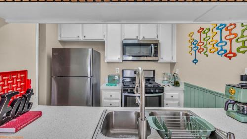 Indio Apartamento | Mid-Century Desert Getaway