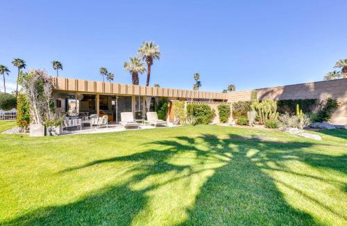 Palm Desert Apartamento | Mid-Century El Paseo Condo in Iconic Sandpiper!