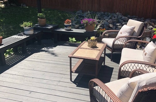 Citrus Heights Casa | Mid Century Modern Home Pet Friendly with Beautiful Backyard