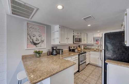 Alhambra Condominio | Mid-Century Modern in the heart of Phoenix!