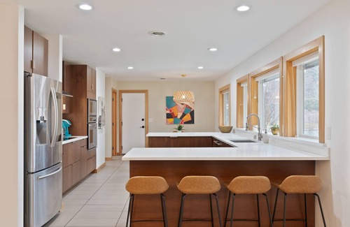 Manito Casa | Mid Century Modern on the Park!