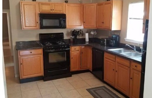 Mid-City Casa | Mid City. Newly Renovated. 6 minutes from Downtown.