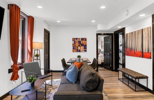 Penn-Knox Apartamento | Mid/Long-Term: Spacious 2BR, 1BA Home for 6 Guests