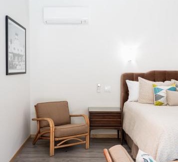 Bixby Knolls Apartamento | Mid-Mod Retro Private Studio & Pool