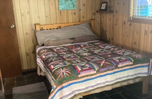 Middle Brother Otro | Mid North Coast , coastal Farm house bush retreat , 10mins from services ,