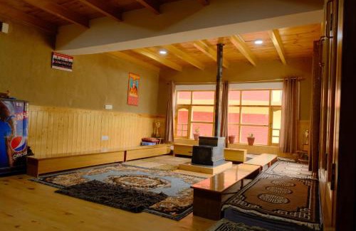Kaza Casa | Mid Town Homestay