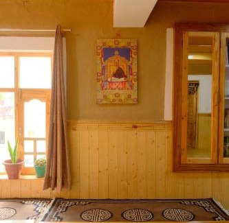 Kaza Casa | Mid Town Homestay