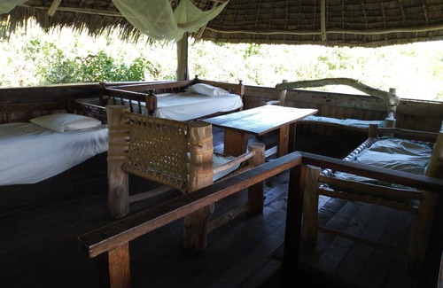 Gede Alquiler De RV | Mida Creek Eco Camp