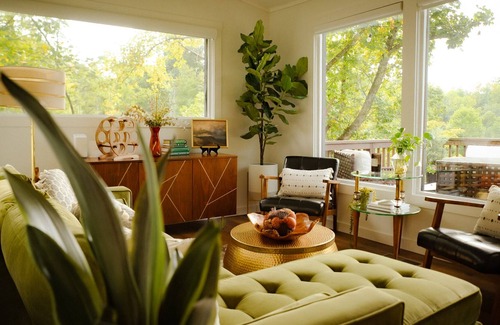 Pegram Cabina | Midcentury Modern View Cabin Near Nashville