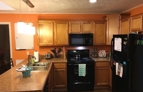 Bowling Green Casa | ¡Hogar perfecto para el viaje a la Cueva Mammoth y el MEJOR hogar para la visita de WKU!