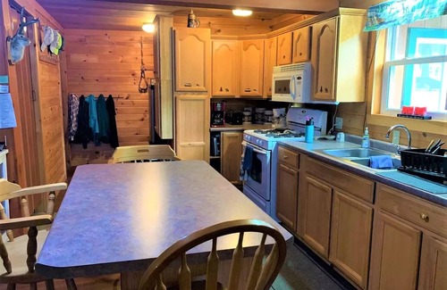 Pittsburg Casa | Middle Pond Cabin- Direct ATV & Snowmobile Access