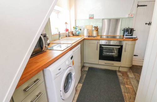 Eastgate Cabaña | MIDDLEHOPE COTTAGE, pet friendly, with open fire in St John's Chapel