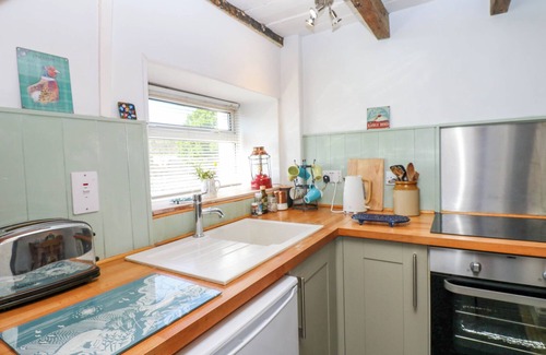 Eastgate Cabaña | MIDDLEHOPE COTTAGE, pet friendly, with open fire in St John's Chapel