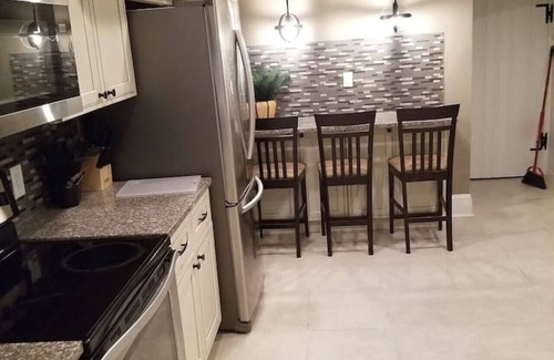 Middletown Casa | Middletown Centenarian 4 Bed 2 Bath Sleeps 12