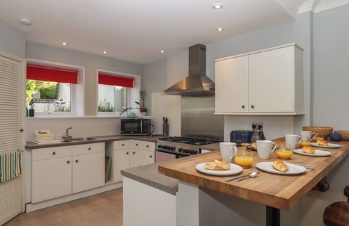 Brixham Cabaña | Midhurst