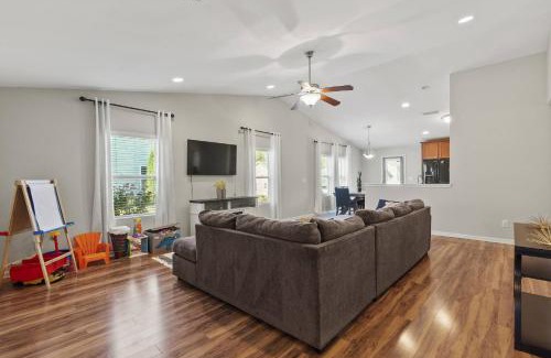 Midland Casa | Midland Cottage