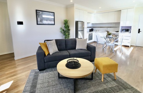 Midland Apartamento | 6 Sensational Midland - sleeps 4 -- family perfect