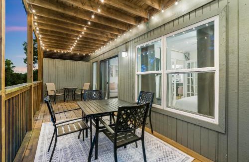 Notch Estates Casa | Midnight Oasis - Nestled Among Nature of the Ozarks