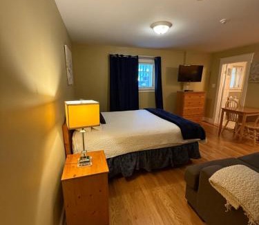 Waterford Valley Apartamento | Midstream Manor Unit 1, Studio