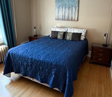 Waterford Valley Apartamento | Midstream Manor Unit 2, 2 Bedroom Apartment