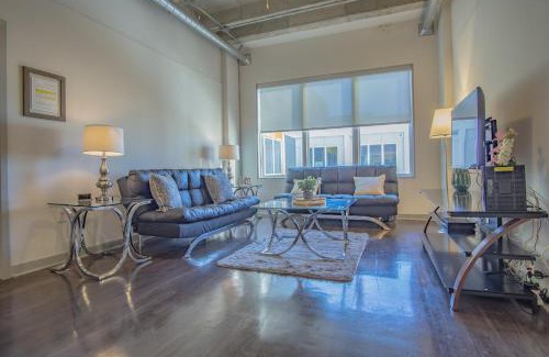 SoNo Apartamento | Midtown 1BR Fully Furnished Apartment - Great Location! apts