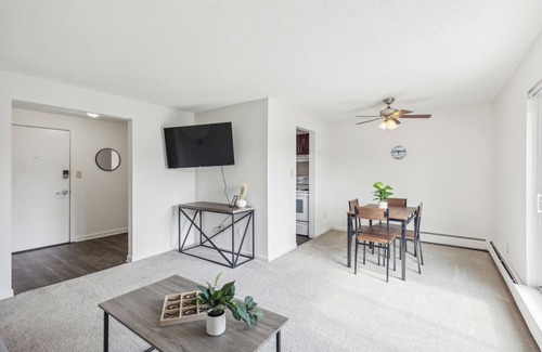 Parma Apartamento | Midtown 3603 I Cozy & Comfy I Free Parking