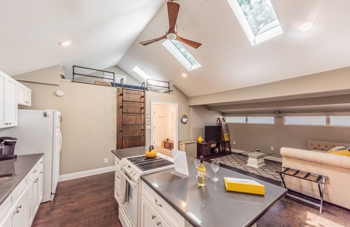 Alta Vista Apartamento | Midtown Backyard Guest House (Studio)