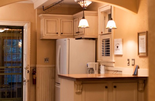Midtown Casa | Midtown Bungalow - Walk to Overton Square
