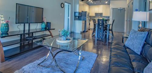 SoNo Apartamento | Midtown Fully Furnished Apartments - Great Location apts