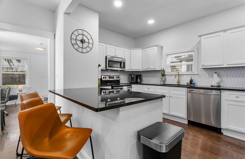 Hanover Place Casa | Midtown Getaway