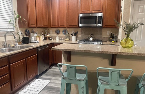 Reno/Tahoe Airport Casa | Midtown Lake Home - Virginia St.