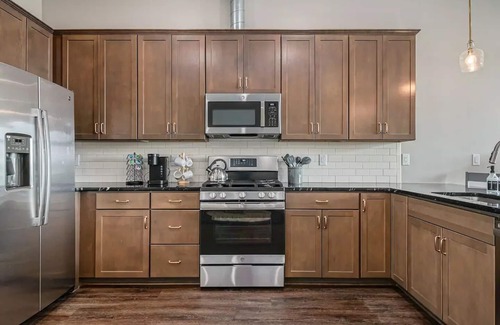 Omaha Casa | Midtown Luxury near UNMC