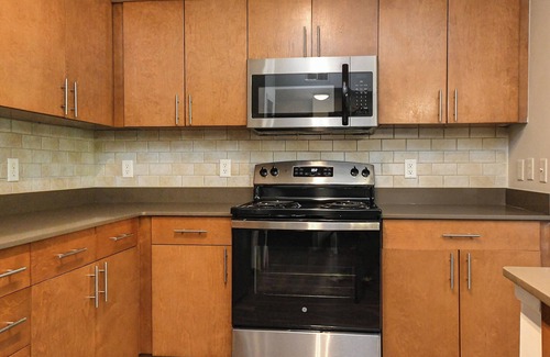 Westside Apartamento | Midtown Mosaic - 2BD 2BA Corporate Apartment