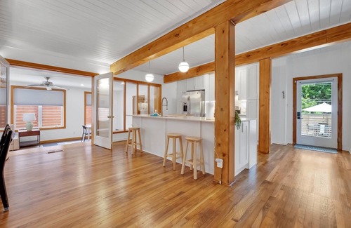 Tallahassee Casa | Midtown on 7th Ave - Private Pool - Walk to restaurants & shops - FSU 2 miles