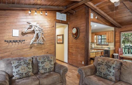 Ruidoso Casa | Midtown Riverfront 4