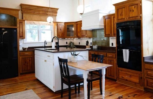Central Gardens Casa | Midtowner Entire home
