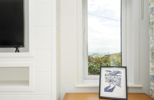 Torpoint Casa | Midway Lodge