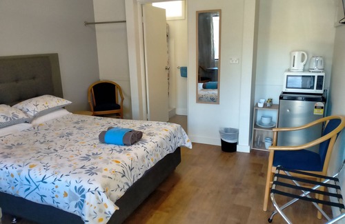 Coffs Harbour Hotel | Midway Motel and Villas