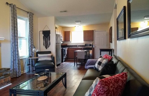 Piney Green Casa | Midway Park Hideaway @ TopShelfStays