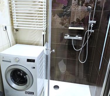 Zakrzowek Apartamento | Mieszkanie 6-osobowe Kraków przy pływających basenach Zakrzówek